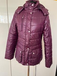 Bunda-vetrovka, esmara,s