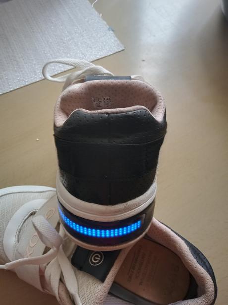 Botasky čo svietia, geox,38