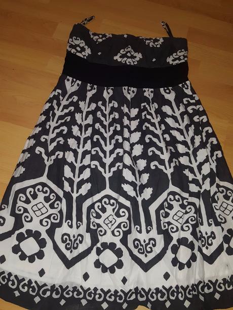 Pekne saty, atmosphere,40