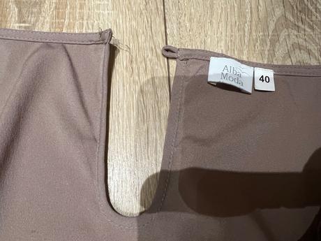 Pohodlne a lahucke saty, zakryvajuce nedostatky, 42