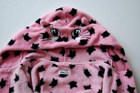 Krásny dievčenský župan s mačičkami, sinsay,134