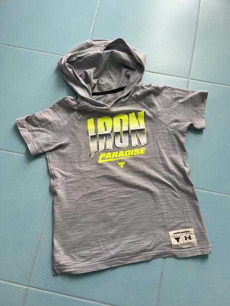 Tričko under iron s kapucou, under armour,s
