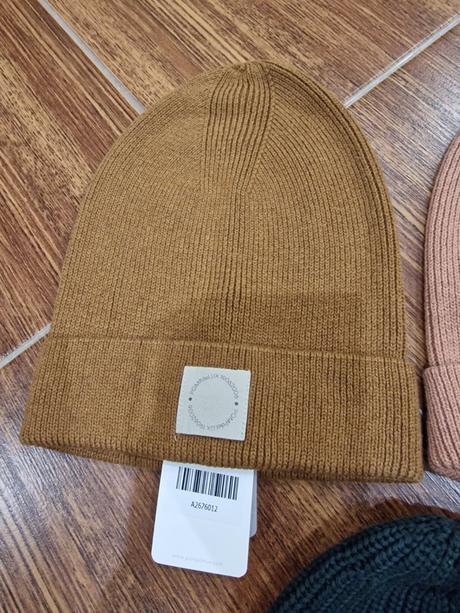 Čiapky, pompdelux,146 / 152 / 158