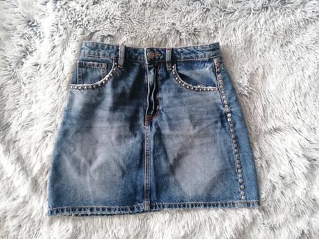 Riflova sukňa, stradivarius,36