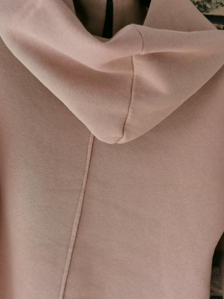 Dámsky upletovy kabátik pončo, l