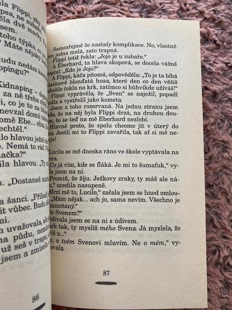 Nebuď přece blond hortense ullrichová,