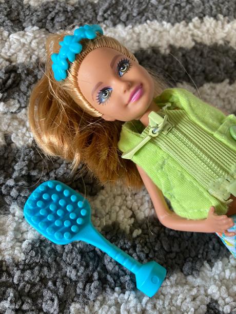 Teen barbie s doplnkami,