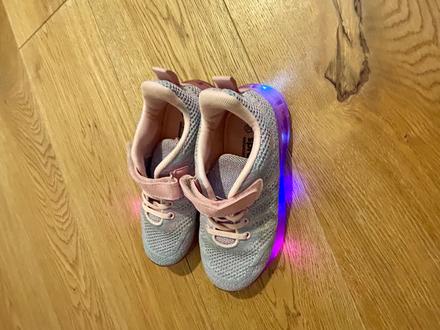 Tenisky svietiace, sprandi,33