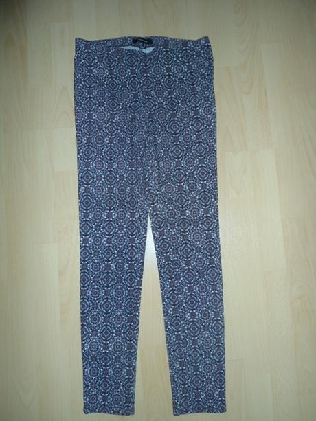 Bordove kvetove elasticke nohavice, atmosphere,s