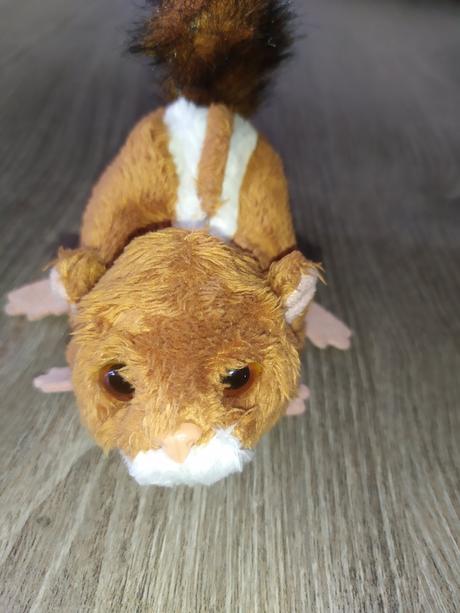 Fur real friends vevericka chipmunk, 