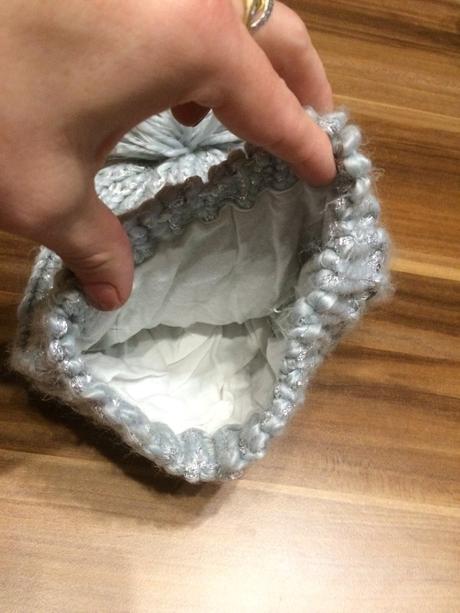 Trblietava čiapka, kappahl,128