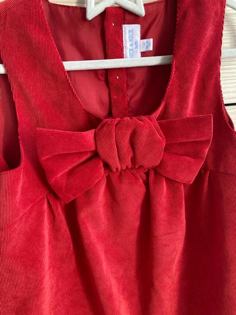 Mencestrove saty s mašľou, 110