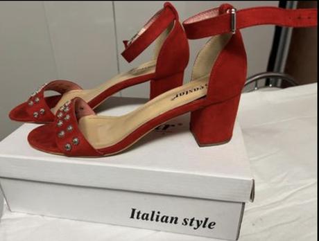 Cervene sandále, 41