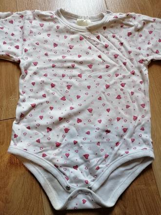 Srdiečkové bodynko, 74