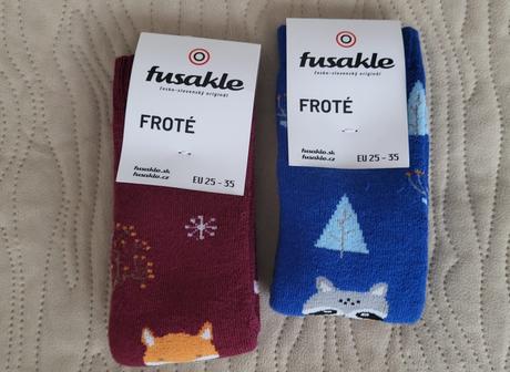 2 páry ponožiek velk. 25-35, 25