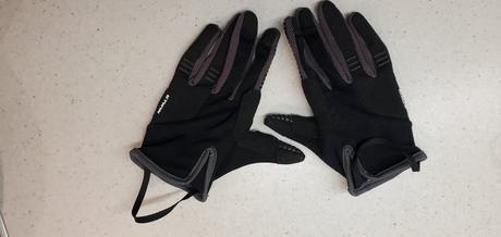 Dlhe detske cyklisticke rukavice, decathlon,116