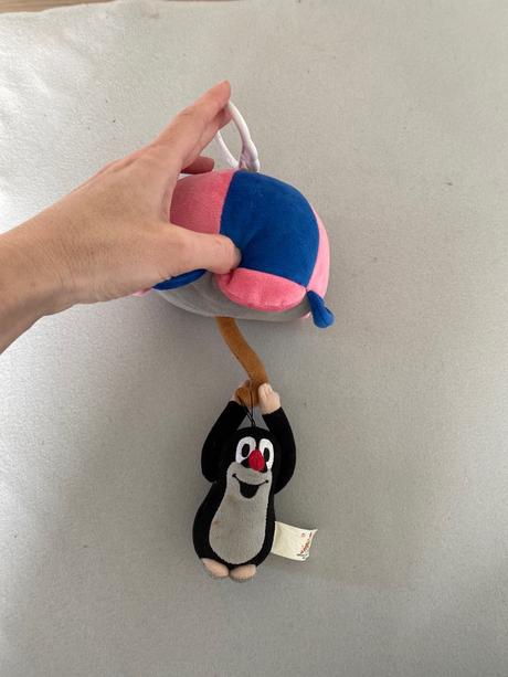 Hračka na postielku, 