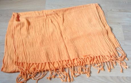 Oranžový jemný šál (150 cm dlhý), 