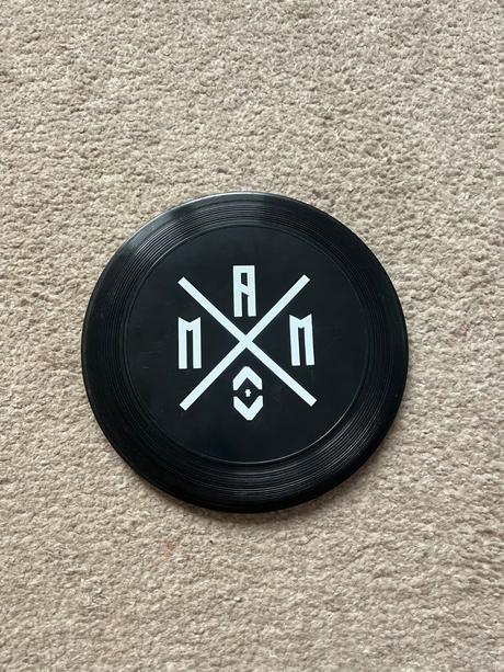 Lietajuci tanier mám pi.i, 