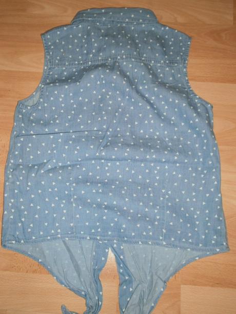 1x oblečená košeľa na zaväzovanie vpredu 152/158, pepco,152