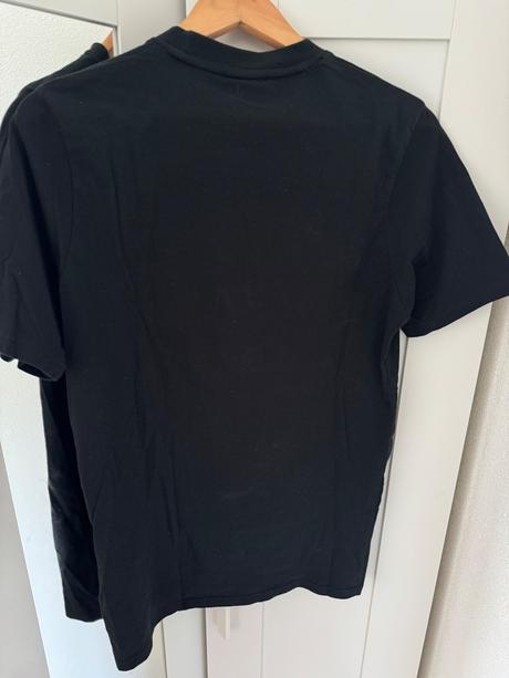 Dámske čierne tričko m, umbro,m