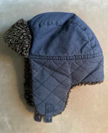 Ušianka, marks & spencer