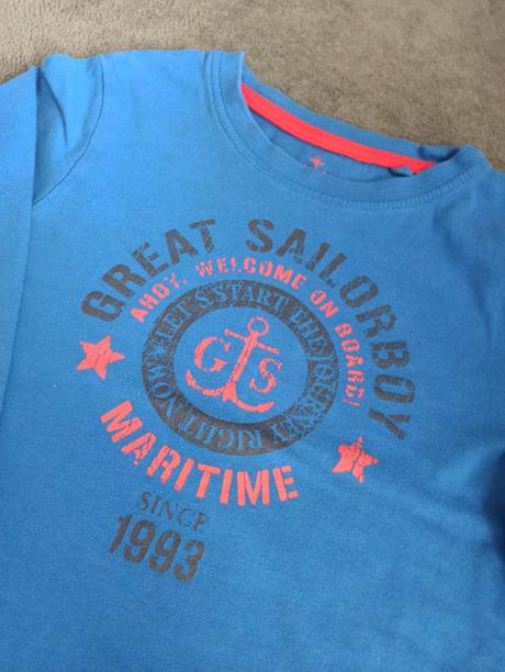 Pyžamo 110/116, lupilu,110