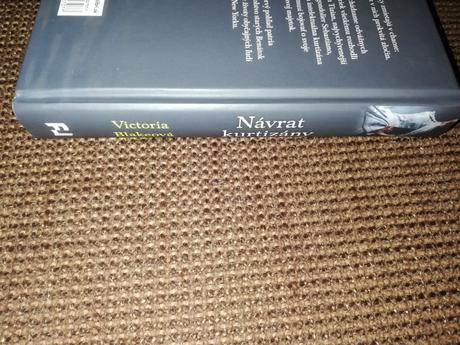 Návrat kurtizány- victoria blakeová,