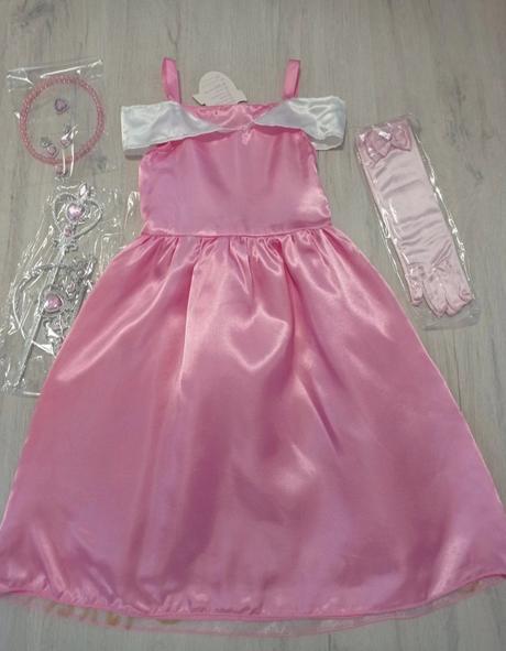 Nová rúženka 6/7 rokov 122/128, 