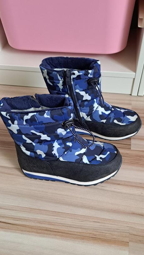 Snehule, wojtylko,33