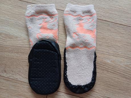 Protišmykové ponožky,