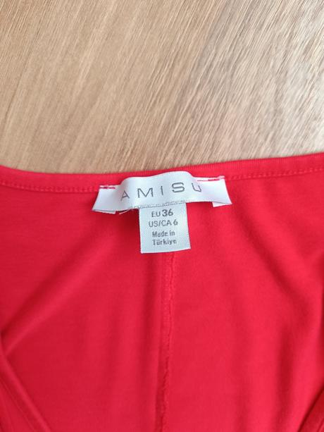 Cervene saty36, amisu,36