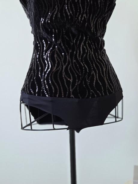 Body s flitrami xs, bershka,xs