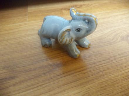 Keramický malý sloník, 