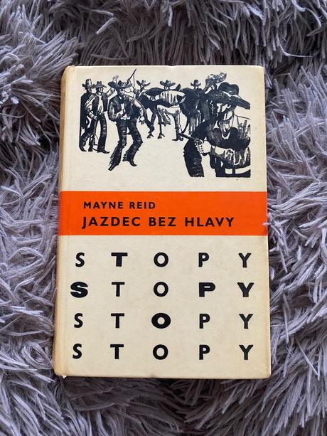 Stará retro kniha stopy jazdec bez hlavy 1966,