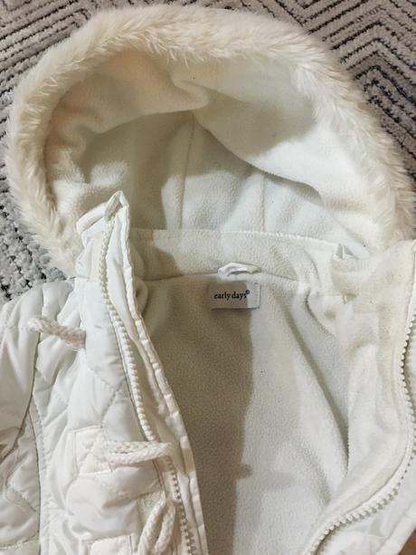 Snehobiela bundicka na zimu, early days,86