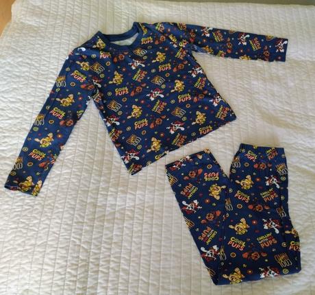 Vzorované pyžamo, sinsay,128