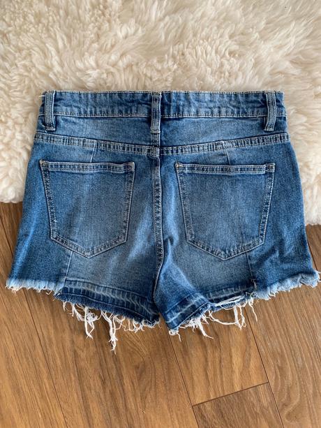 Rifľové kraťasy, stradivarius,36