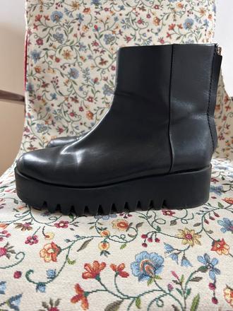 Topánky celokožené na platforme, 38