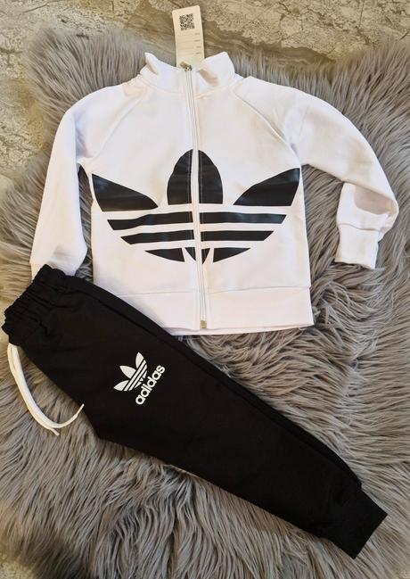 Teplakova surava, adidas,98 / 104 / 116 / 122 / 128