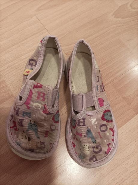 Dvoje párov papučiek 22-24, deichmann,22