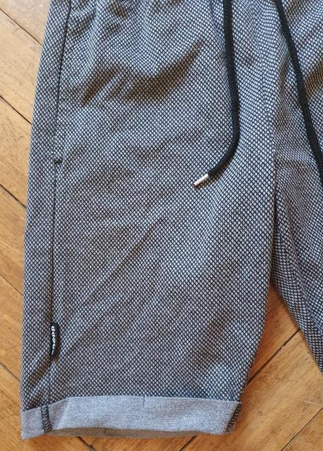 Chlapčenské cropp kraťasy, 158