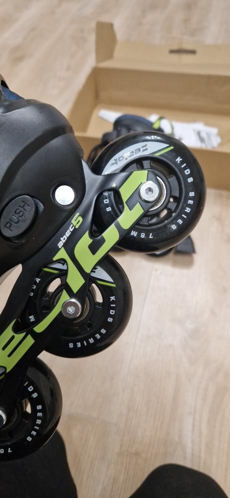 Kolieskové korčule, 38