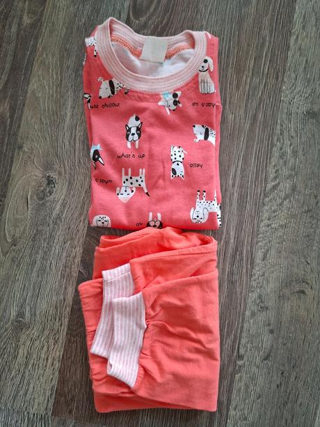 Roztomile pyzamko slov.znacky bavlnka, vel.98, 98