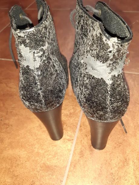 Vysoke členkove čižmičky na platforme, flitrové, 40