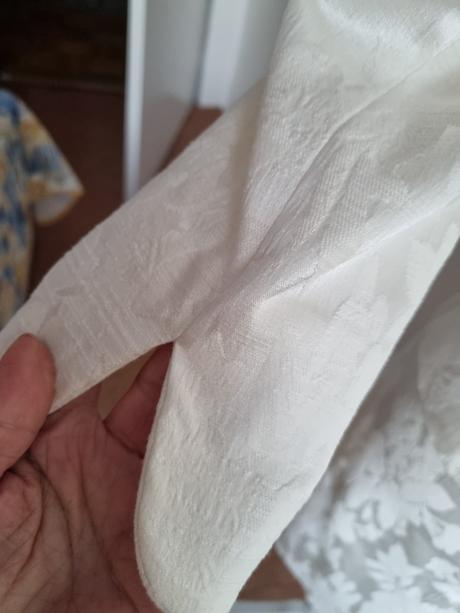 Maslový sukňový kostým 38/40, m