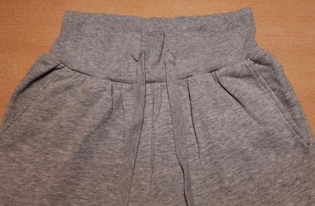 Predám dámske tepláky tezenis veľ. xs-s, tezenis,s