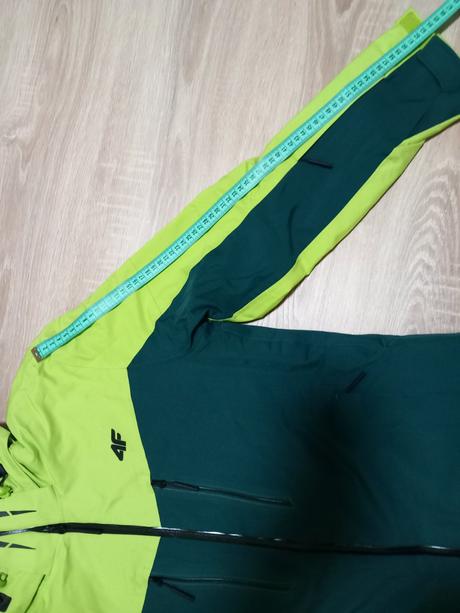 Lyžiarska bunda zn. 4f, 170