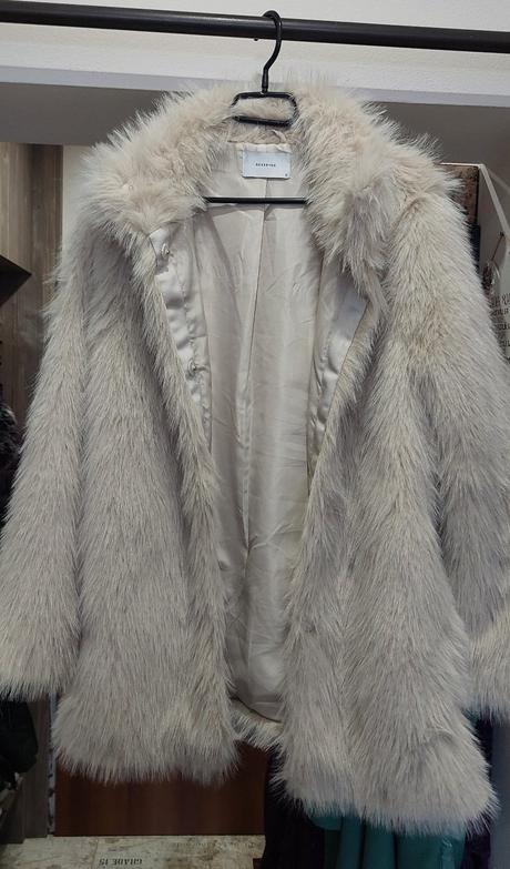 Kožuch z umelej kožušiny s vysokým golierom, reserved,s