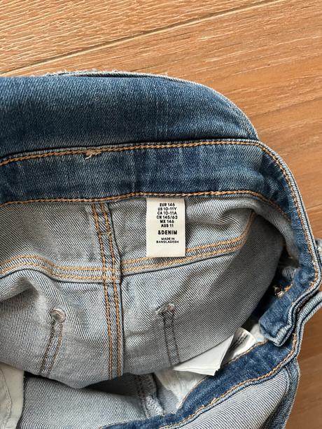 Riflové šortky na traky v.146, h&m,146